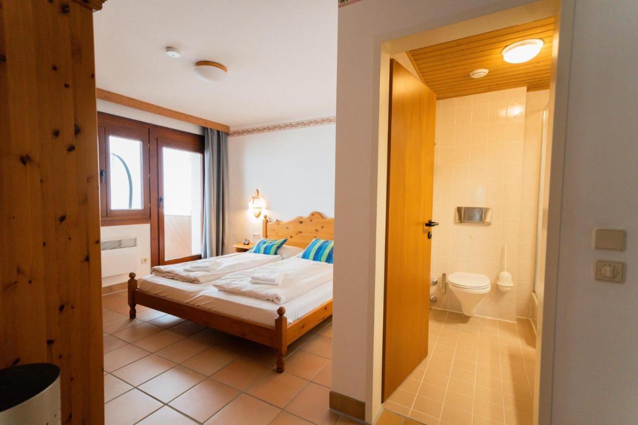 Apartment Weitblick - Almresort Gerlitzen トレフェン エクステリア 写真