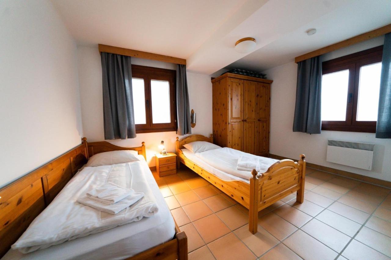 Apartment Weitblick - Almresort Gerlitzen トレフェン エクステリア 写真